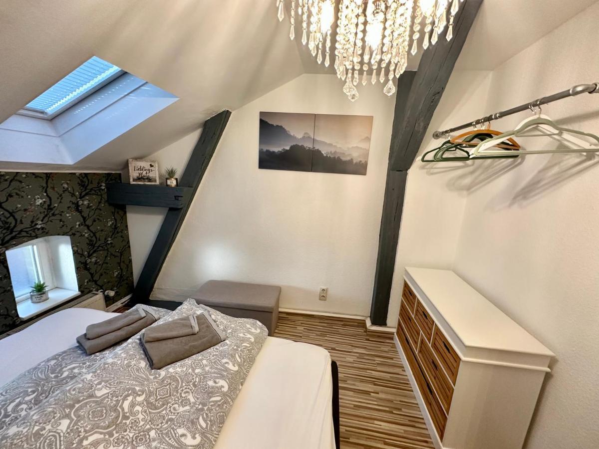 Apartment Zum Gruenen Hirsch Inkl. Parkplatz エアフルト エクステリア 写真