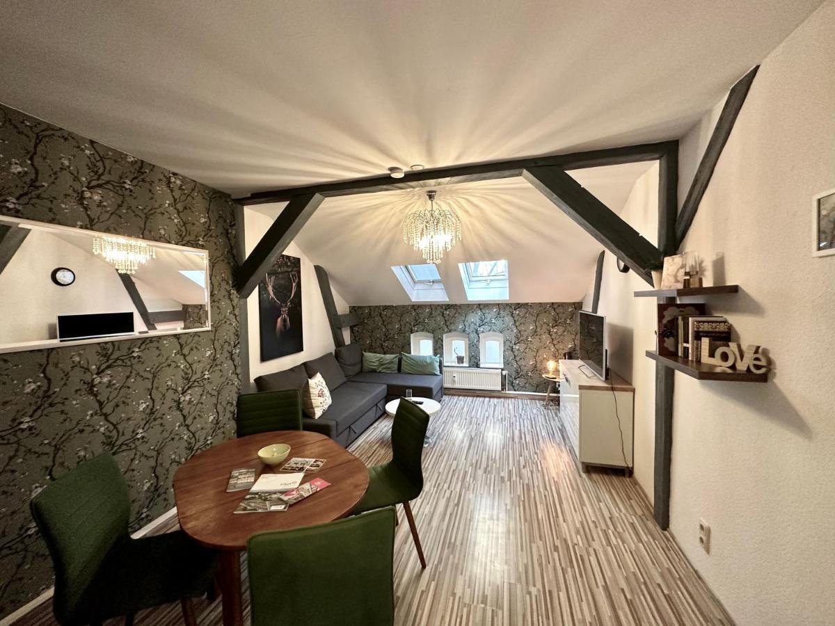Apartment Zum Gruenen Hirsch Inkl. Parkplatz エアフルト エクステリア 写真